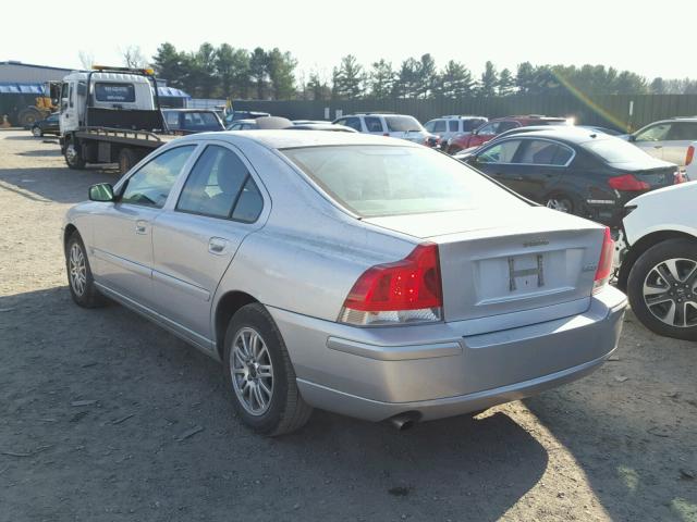 YV1RS612652435616 - 2005 VOLVO S60 SILVER photo 3