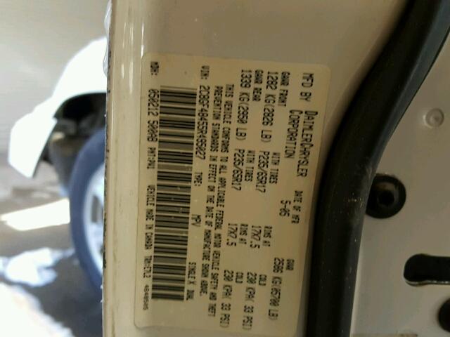 2C8GF48455R495027 - 2005 CHRYSLER PACIFICA WHITE photo 10