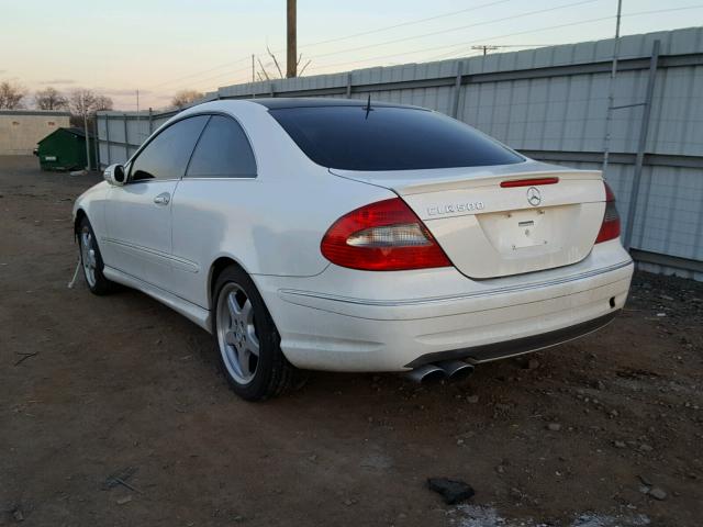 WDBTJ75JX6F171072 - 2006 MERCEDES-BENZ CLK 500 WHITE photo 3