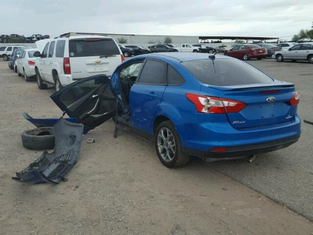 1FADP3F27EL374897 - 2014 FORD FOCUS SE BLUE photo 3