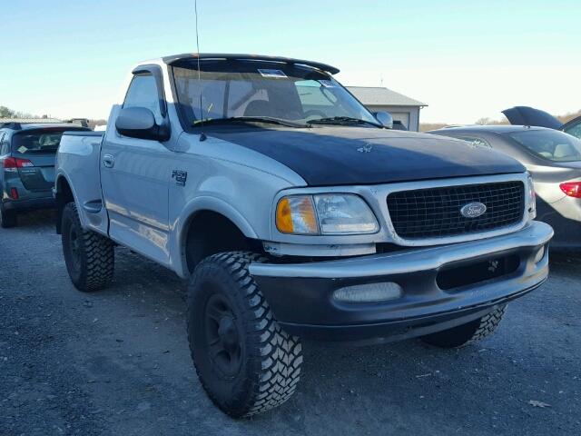 2FTRF08LX3CA71918 - 2003 FORD F150 SILVER photo 1