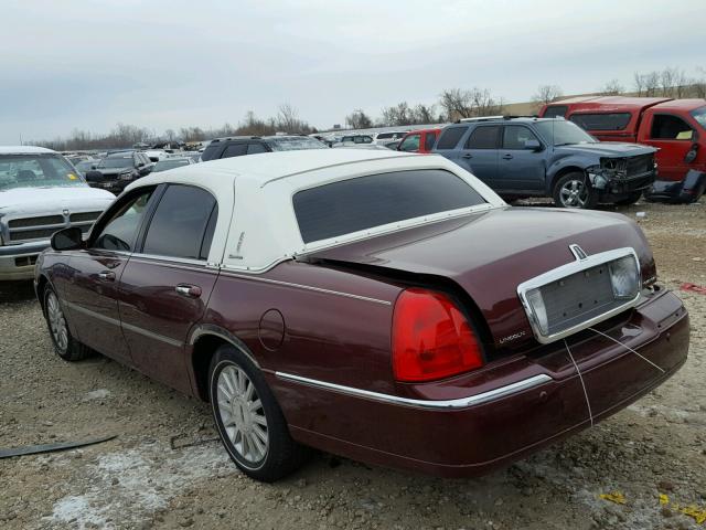 1LNHM81W74Y688901 - 2004 LINCOLN TOWN CAR E BURGUNDY photo 3