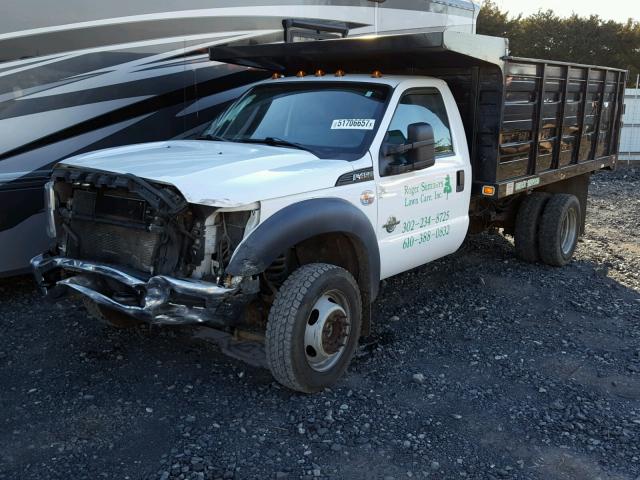 1FDUF4HT4CEA26139 - 2012 FORD F450 SUPER WHITE photo 2