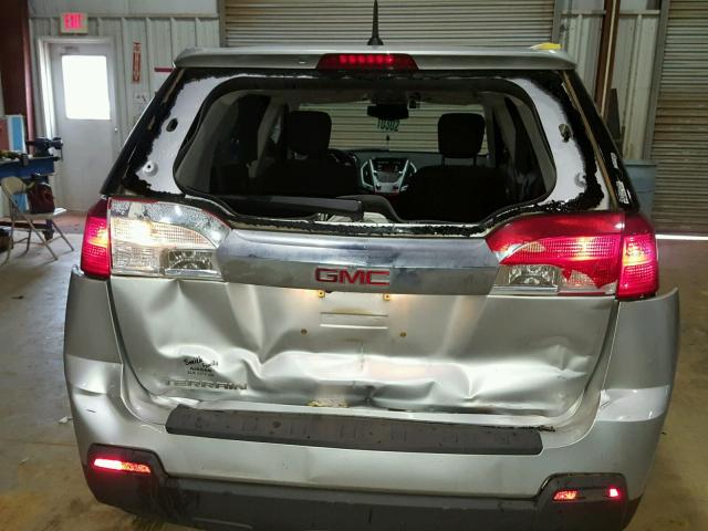 2GKALMEK6C6398697 - 2012 GMC TERRAIN SL SILVER photo 9