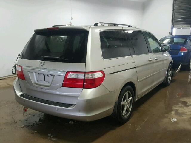 5FNRL388X7B039104 - 2007 HONDA ODYSSEY TO SILVER photo 4