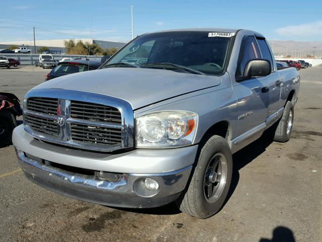 1D7HA18P67S157981 - 2007 DODGE RAM 1500 S SILVER photo 2