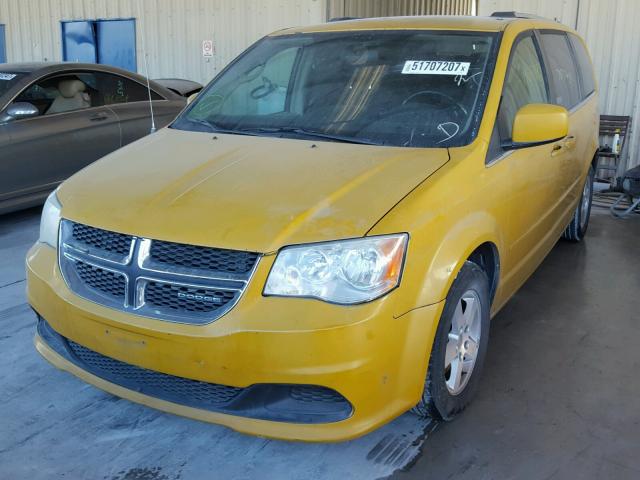 2D4RN5DG5BR707376 - 2011 DODGE GRAND CARA YELLOW photo 2