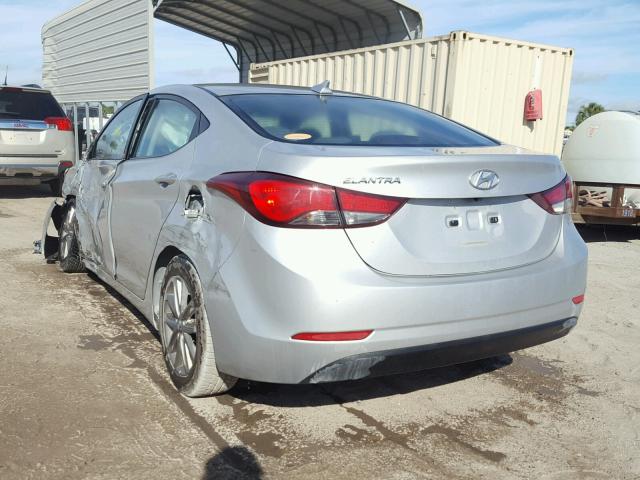 5NPDH4AE9GH742793 - 2016 HYUNDAI ELANTRA SE GRAY photo 3