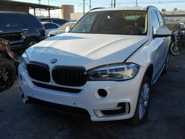 5UXKR2C50G0R70912 - 2016 BMW X5 SDRIVE3 WHITE photo 2