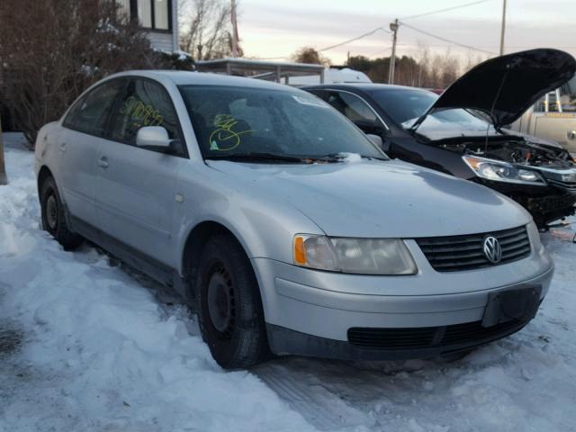 WVWMA63B2XE162126 - 1999 VOLKSWAGEN PASSAT GLS SILVER photo 1