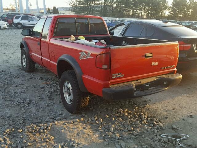 1GCCT19WX28207940 - 2002 CHEVROLET S TRUCK S1 RED photo 3