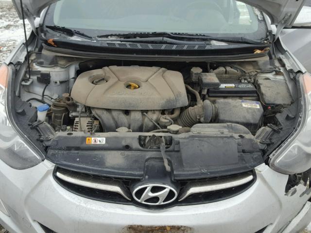 KMHDH4AE4DU748272 - 2013 HYUNDAI ELANTRA GL SILVER photo 7