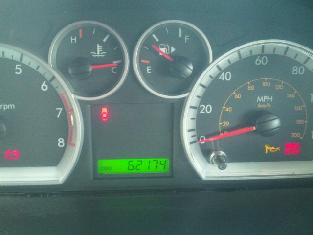 KL1TD6DE0BB205861 - 2011 CHEVROLET AVEO LS BLACK photo 8