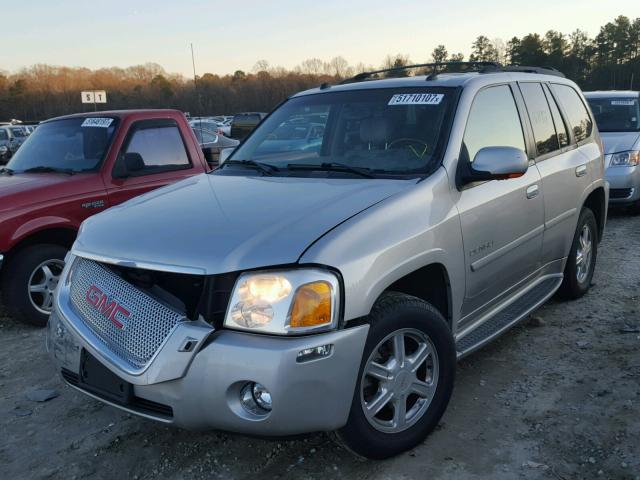 1GKET63M952378820 - 2005 GMC ENVOY DENA GRAY photo 2