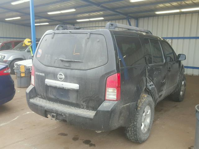5N1AR18B38C632793 - 2008 NISSAN PATHFINDER BLACK photo 4