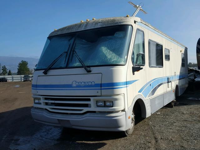 1GBKP37N7P3309761 - 1993 CORO MOTORHOME WHITE photo 2