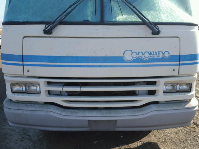 1GBKP37N7P3309761 - 1993 CORO MOTORHOME WHITE photo 7