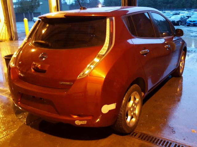 JN1AZ0CP1BT001035 - 2011 NISSAN LEAF SV RED photo 4