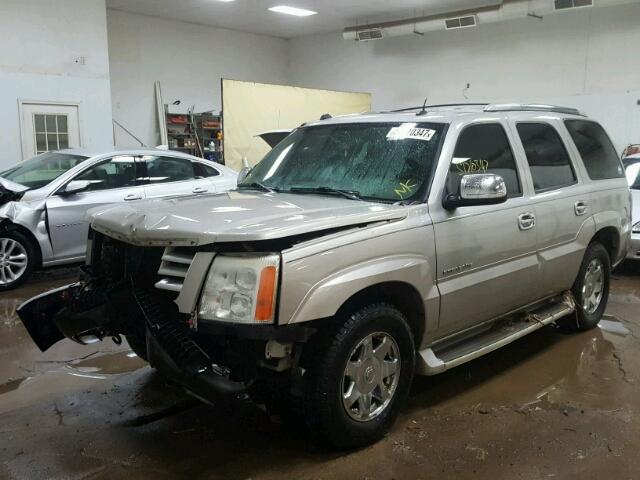 1GYEC63N55R227222 - 2005 CADILLAC ESCALADE L SILVER photo 2