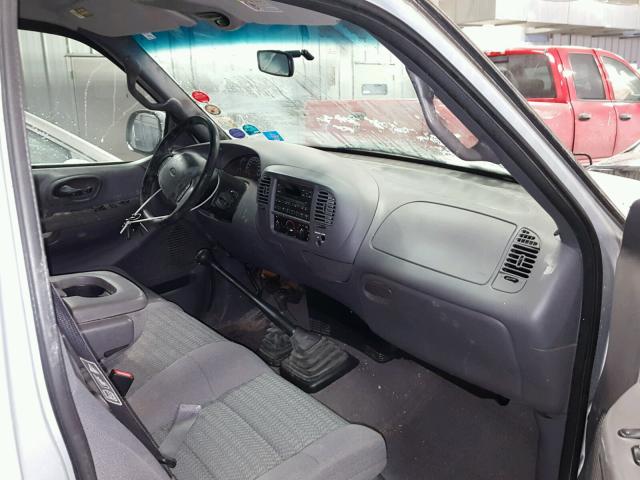 2FTRX18W72CA37365 - 2002 FORD F150 GRAY photo 5