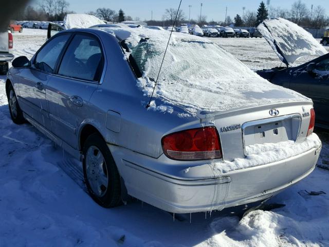 KMHWF25S12A514978 - 2002 HYUNDAI SONATA GL SILVER photo 3