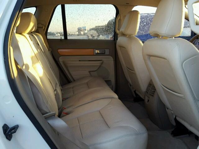 2LMDU68C17BJ37481 - 2007 LINCOLN MKX BEIGE photo 6