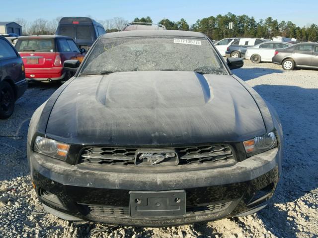 1ZVBP8AN5A5180266 - 2010 FORD MUSTANG BLACK photo 9