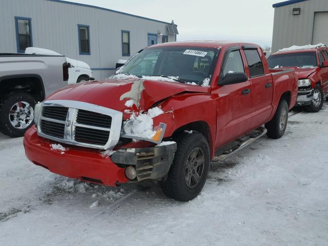 1D7HW48P97S199998 - 2007 DODGE DAKOTA QUA RED photo 2