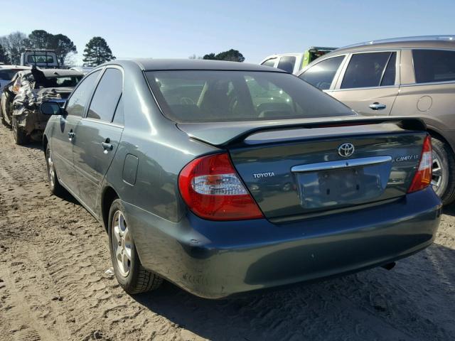 4T1BE32K13U762966 - 2003 TOYOTA CAMRY LE GREEN photo 3