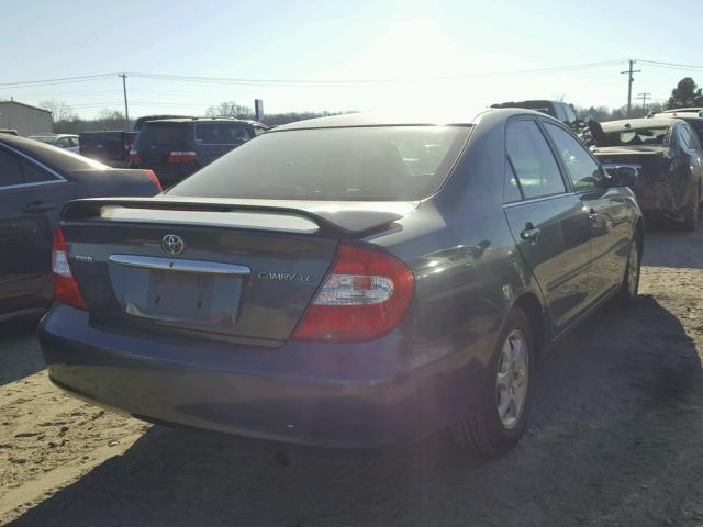 4T1BE32K13U762966 - 2003 TOYOTA CAMRY LE GREEN photo 4