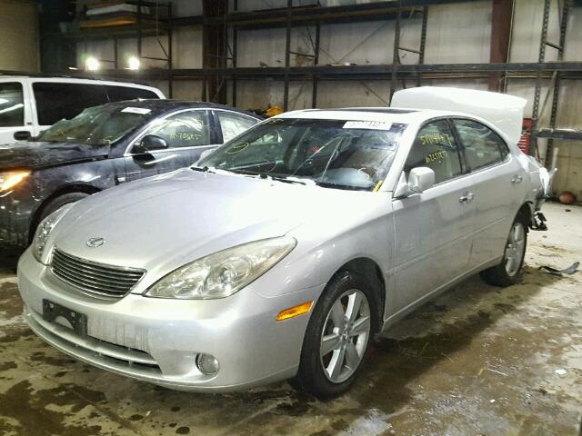 JTHBA30G255100243 - 2005 LEXUS ES 330 SILVER photo 2