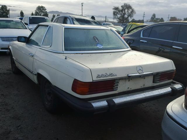 WDBBA45C1FA017035 - 1985 MERCEDES-BENZ 380 SL YELLOW photo 3