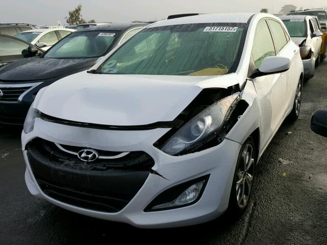 KMHD35LE4DU106815 - 2013 HYUNDAI ELANTRA GT WHITE photo 2