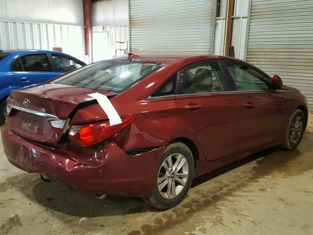 5NPEB4AC9DH774627 - 2013 HYUNDAI SONATA GLS RED photo 4