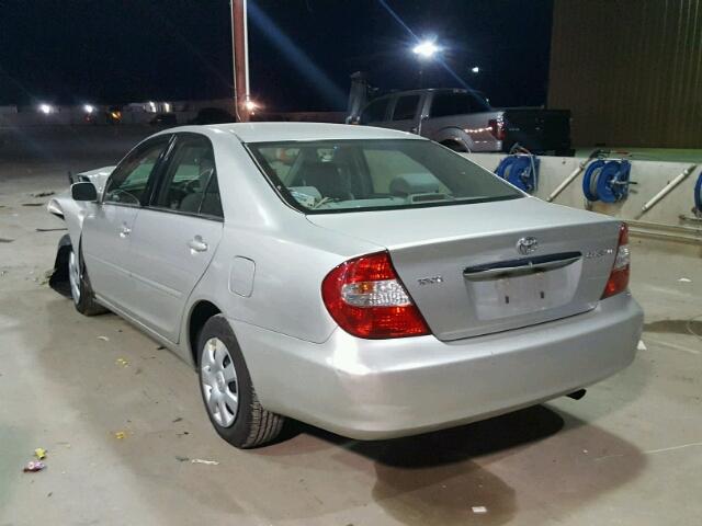 4T1BE32KX4U824950 - 2004 TOYOTA CAMRY LE SILVER photo 3