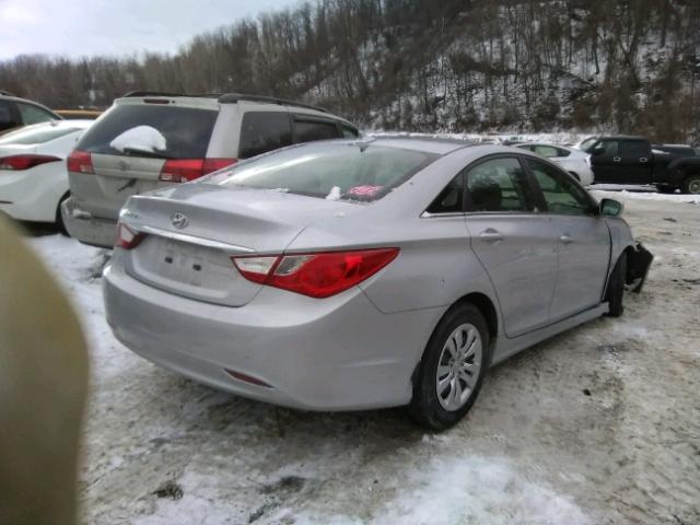 5NPEB4AC8BH281521 - 2011 HYUNDAI SONATA GLS SILVER photo 4