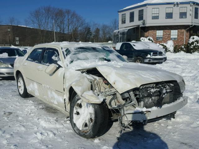 2C3LA43R67H888596 - 2007 CHRYSLER 300 WHITE photo 1