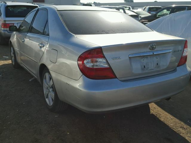 4T1BE32KX4U926135 - 2004 TOYOTA CAMRY LE SILVER photo 3