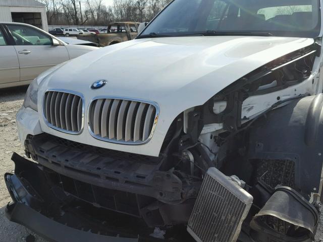 5UXFE83547LZ45719 - 2007 BMW X5 4.8I WHITE photo 9