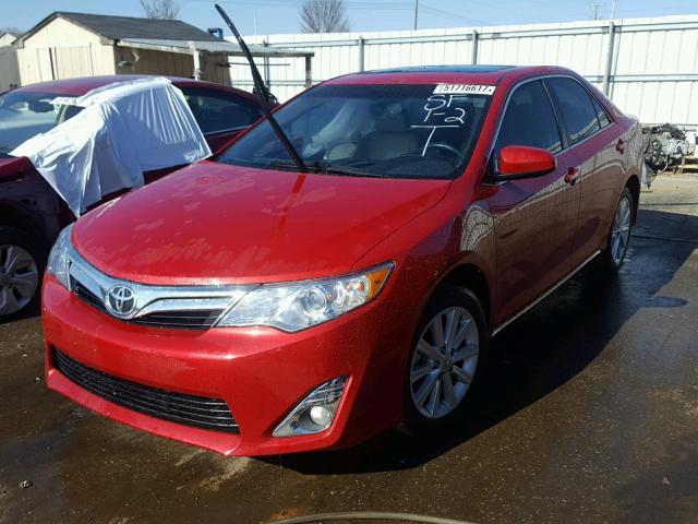 4T1BF1FK7DU714708 - 2013 TOYOTA CAMRY L RED photo 2