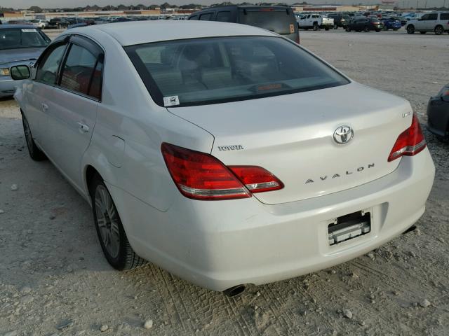 4T1BK36B66U124316 - 2006 TOYOTA AVALON XL WHITE photo 3