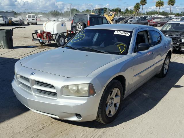 2B3KA43R08H166910 - 2008 DODGE CHARGER SILVER photo 2