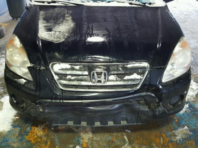 JHLRD78955C024858 - 2005 HONDA CR-V SE BLACK photo 7