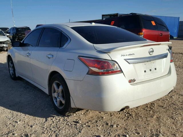 1N4AL3AP8FN354438 - 2015 NISSAN ALTIMA 2.5 WHITE photo 3