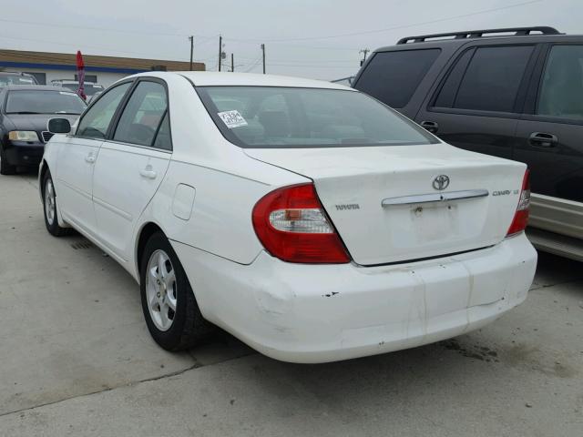 JTDBE32K420042815 - 2002 TOYOTA CAMRY LE 白色 照片 3