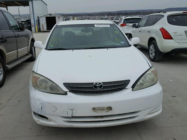 JTDBE32K420042815 - 2002 TOYOTA CAMRY LE 白色 照片 9