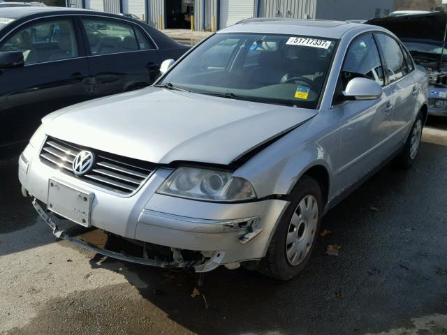 WVWTU63B65E073529 - 2005 VOLKSWAGEN PASSAT GLX 银色 照片 2