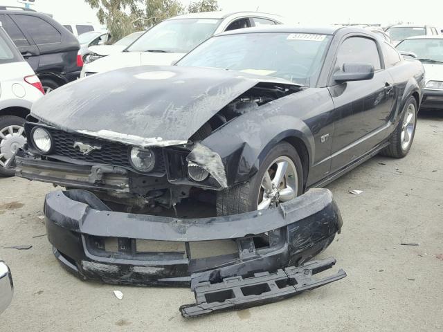 1ZVHT82H675284949 - 2007 FORD MUSTANG GT BLACK photo 2