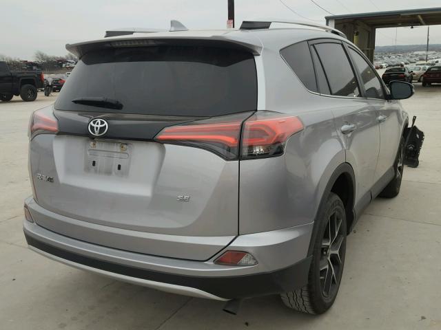 2T3NFREV5GW271090 - 2016 TOYOTA RAV4 SE SILVER photo 4