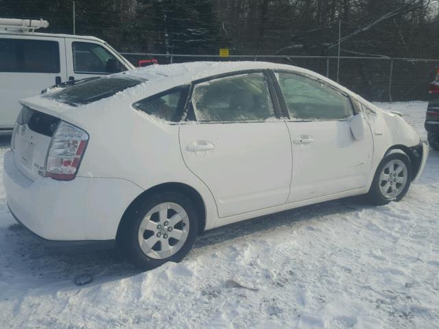 JTDKB20U783392969 - 2008 TOYOTA PRIUS WHITE photo 4